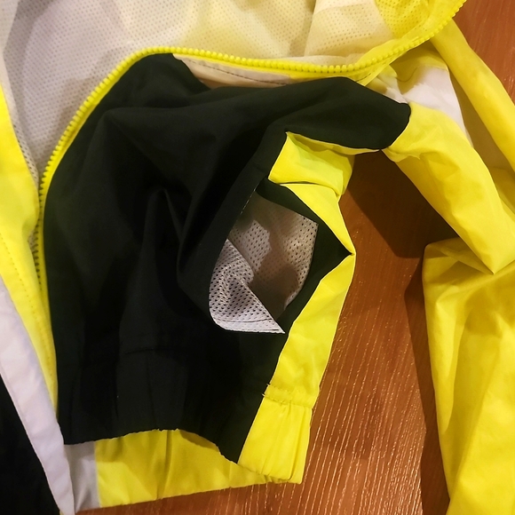 NIKE Kids Polyester Jacket (6-7Y) - Picture 8 of 9